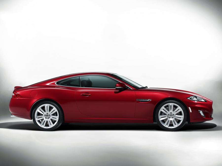  Jaguar XKR Coupe 2011 года  (фото 3 из 6)